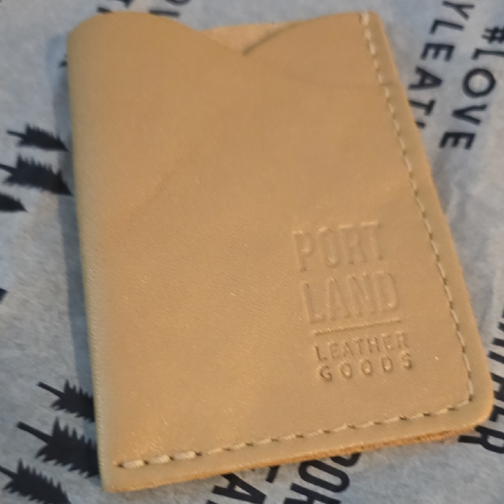 BNNU Portland Leather Minimalist